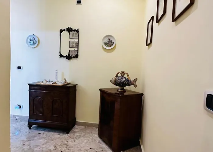 - Piazza Grande 3*