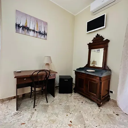 - Piazza Grande 3* Gela