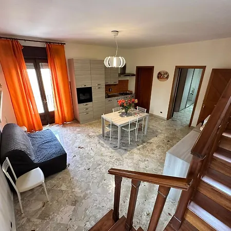 - Piazza Grande 3*