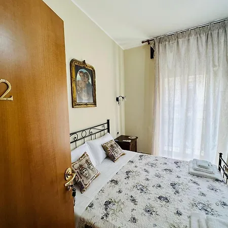- Piazza Grande 3*
