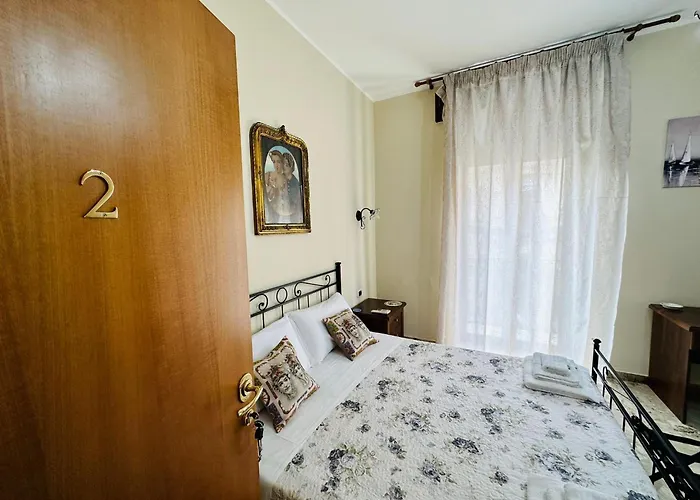 - Piazza Grande 3*